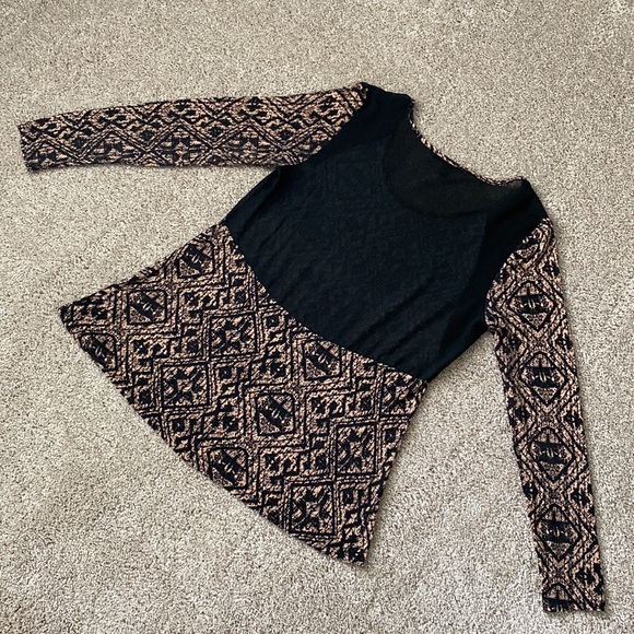 Happening In The Present Long Sleeve Mesh Top - Picture 8 of 11